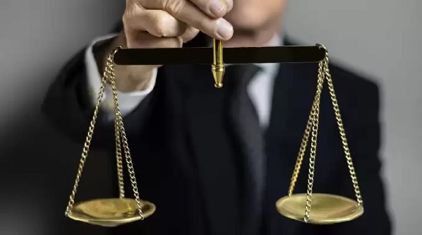 ویژگی وکیل خوب در تهران